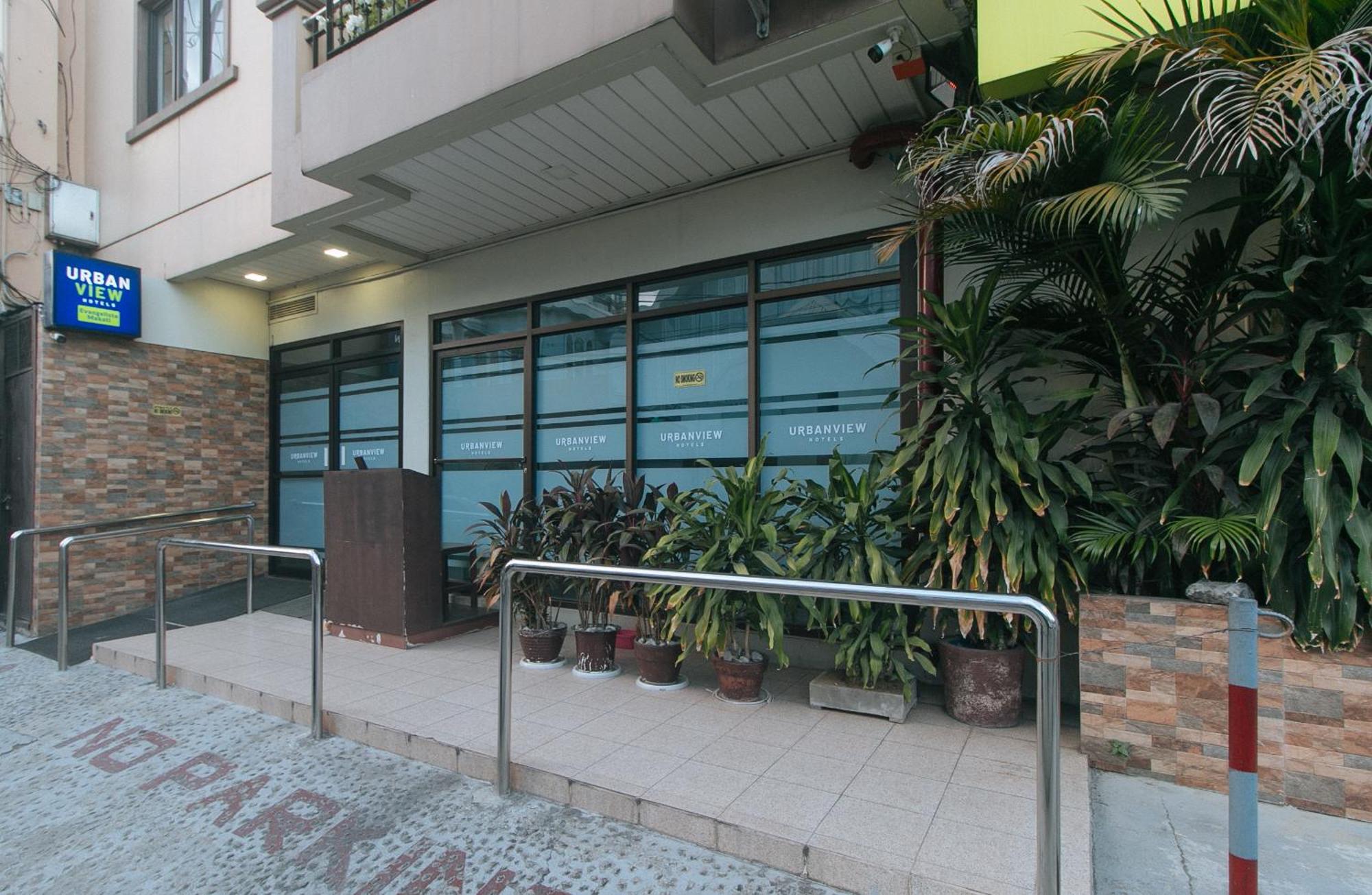 Urbanview At Evangelista Street Makati Makati City Екстериор снимка